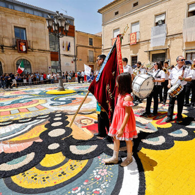 02ELCHESIERRAFoto3. Banda música